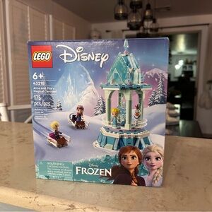 NWT LEGO 43218 Disney Princess Anna and Elsa Merry-Go Sealed